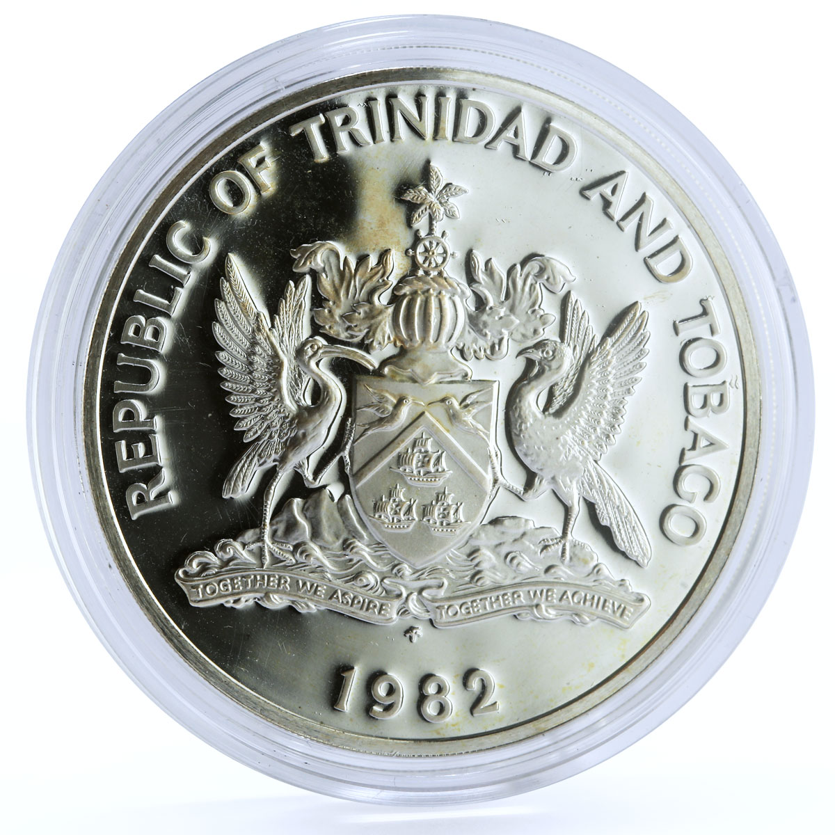 Trinidad and Tobago 10 dollars Independence National Flag proof silver coin 1982