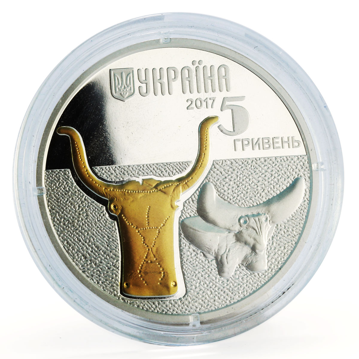 Ukraine 5 hryvnia Bull Tur Urus Ox Aurochs Animal Fauna gilded silver coin 2017