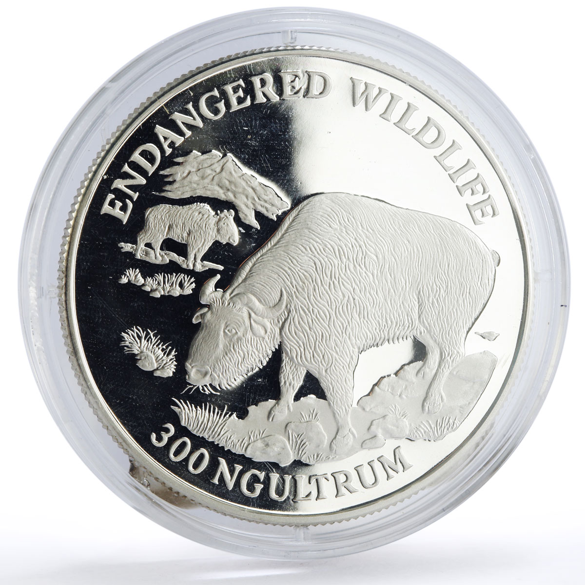 Bhutan 300 ngultrums Endangered Wildlife Takin Bull Animals Fauna Ag coin 1993