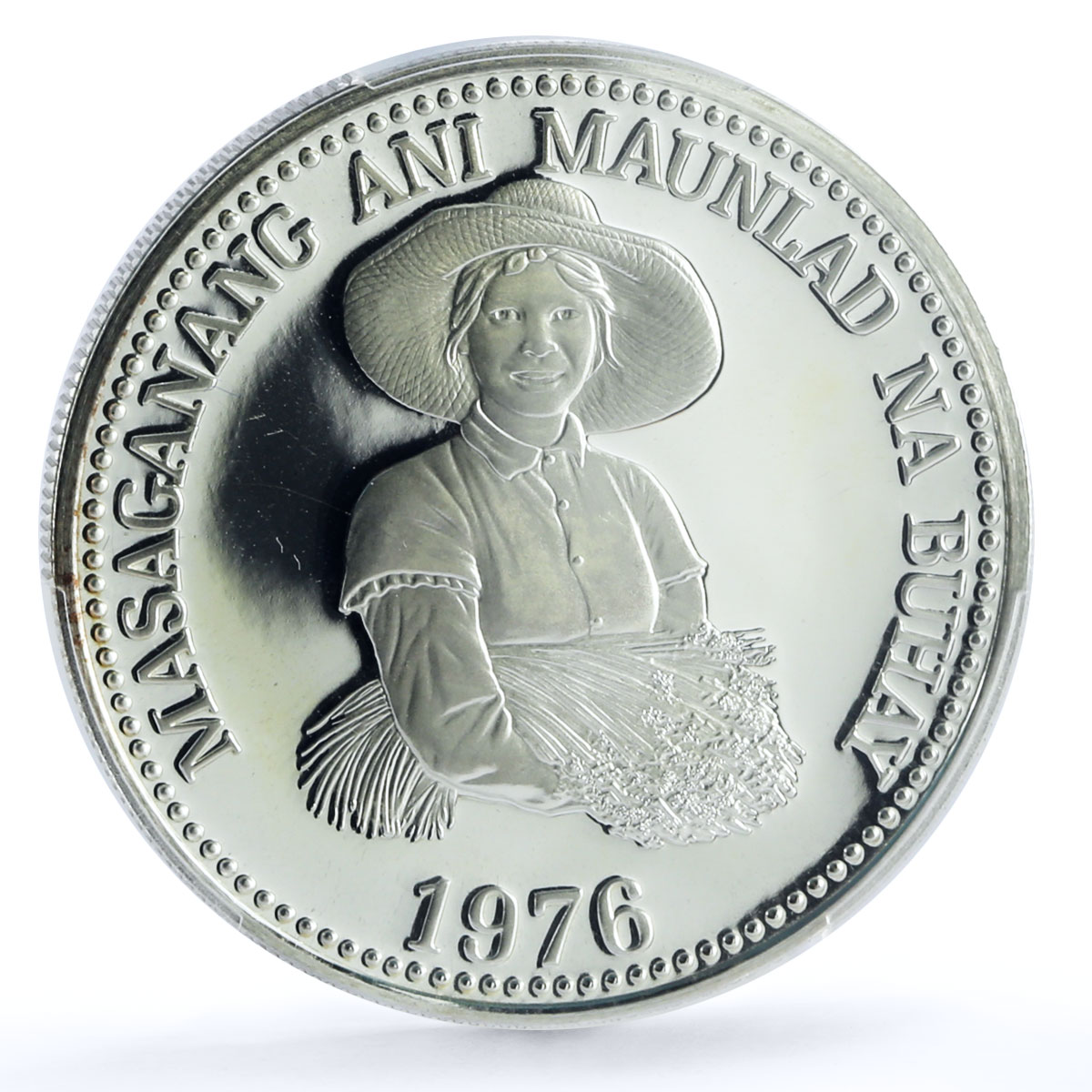 Philippines 25 piso FAO Food Day Woman Holding Grain PR68 PCGS silver coin 1976