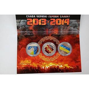 Ukraine 5 hryvnias  Heavenly Hundred Euromaidan set of 3 coins in booklet 2015