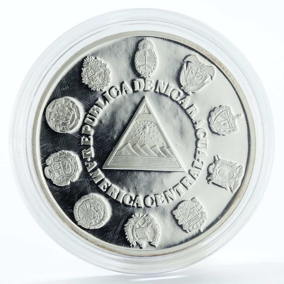 Nicaragua 5 cordobas Wildlife Congo Monkey silver coin 1994