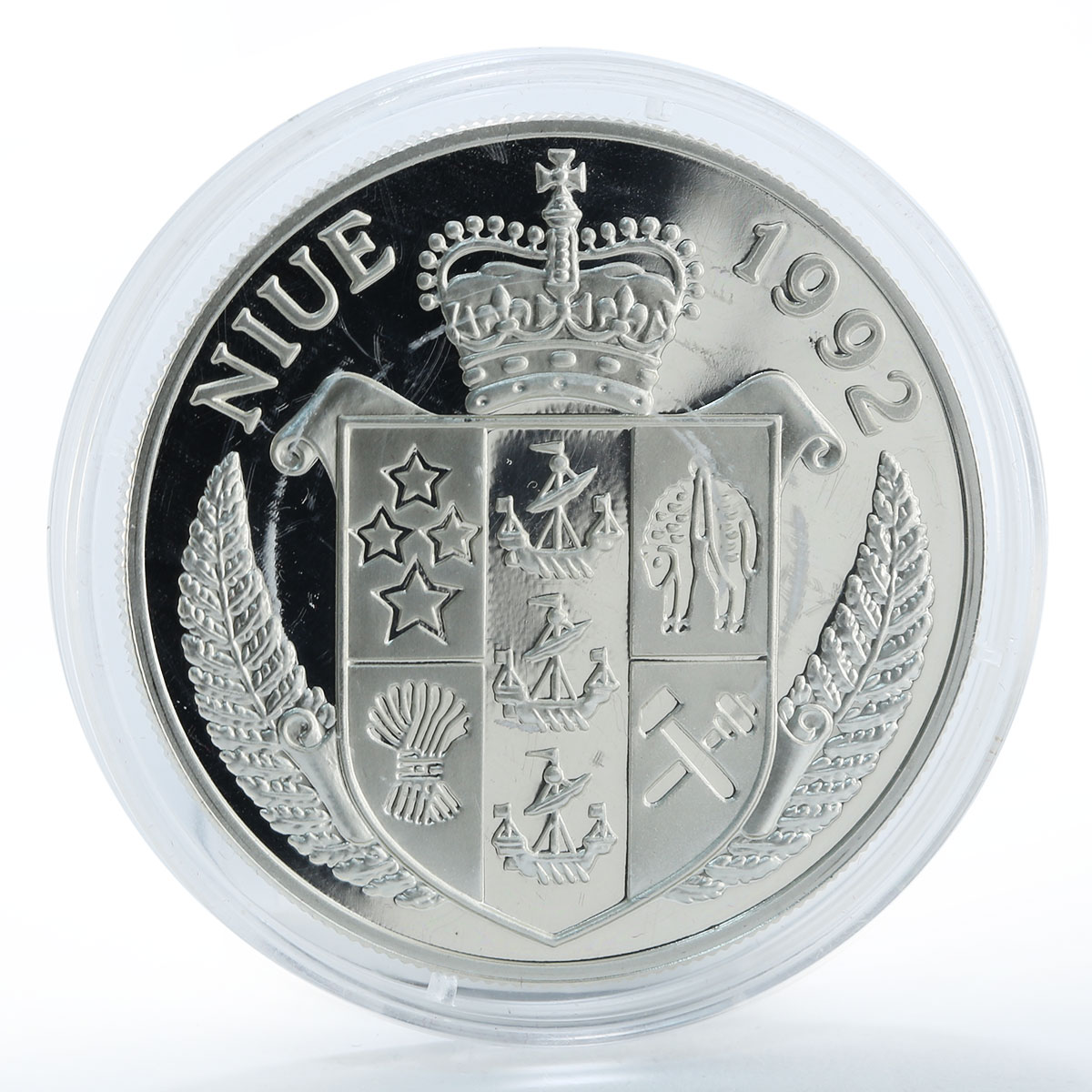 Niue 10 dollars Masted Ship Resolution silver coin 1992