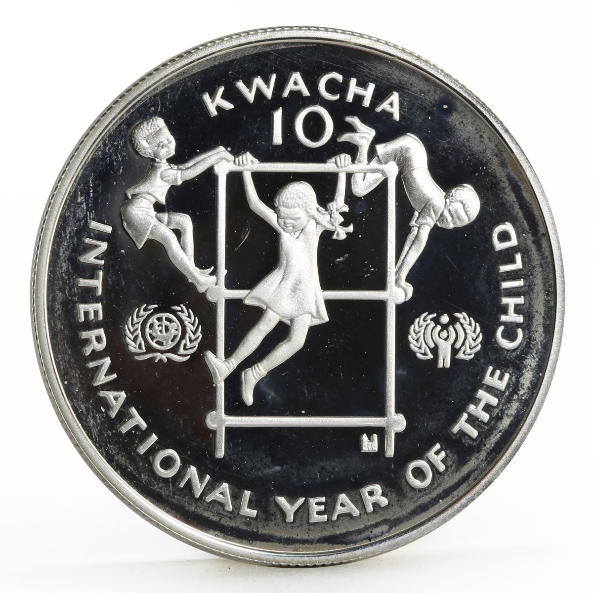 Zambia 10 kwacha International Year of the Child proof silver coin 1980