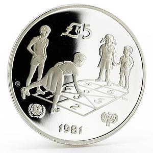 Malta 5 pounds International Year of the Child proof silver coin 1981