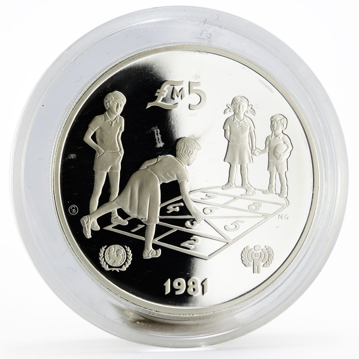 Malta 5 pounds International Year of the Child proof silver coin 1981