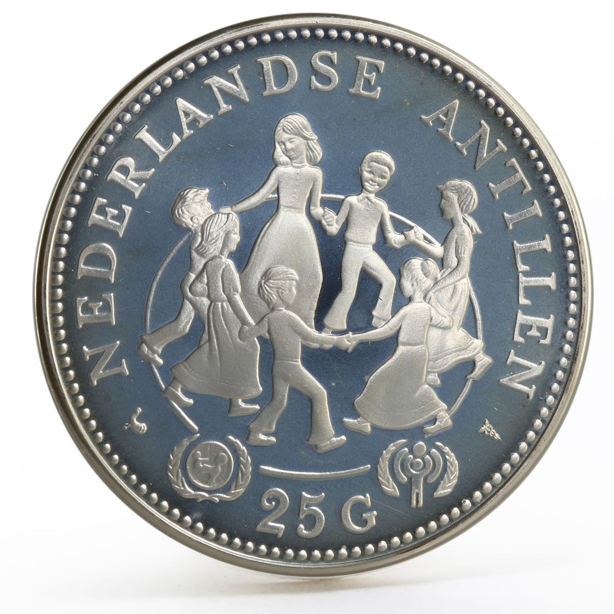 Netherlands Antilles 25 gulden International Year of the Child silver coin 1979
