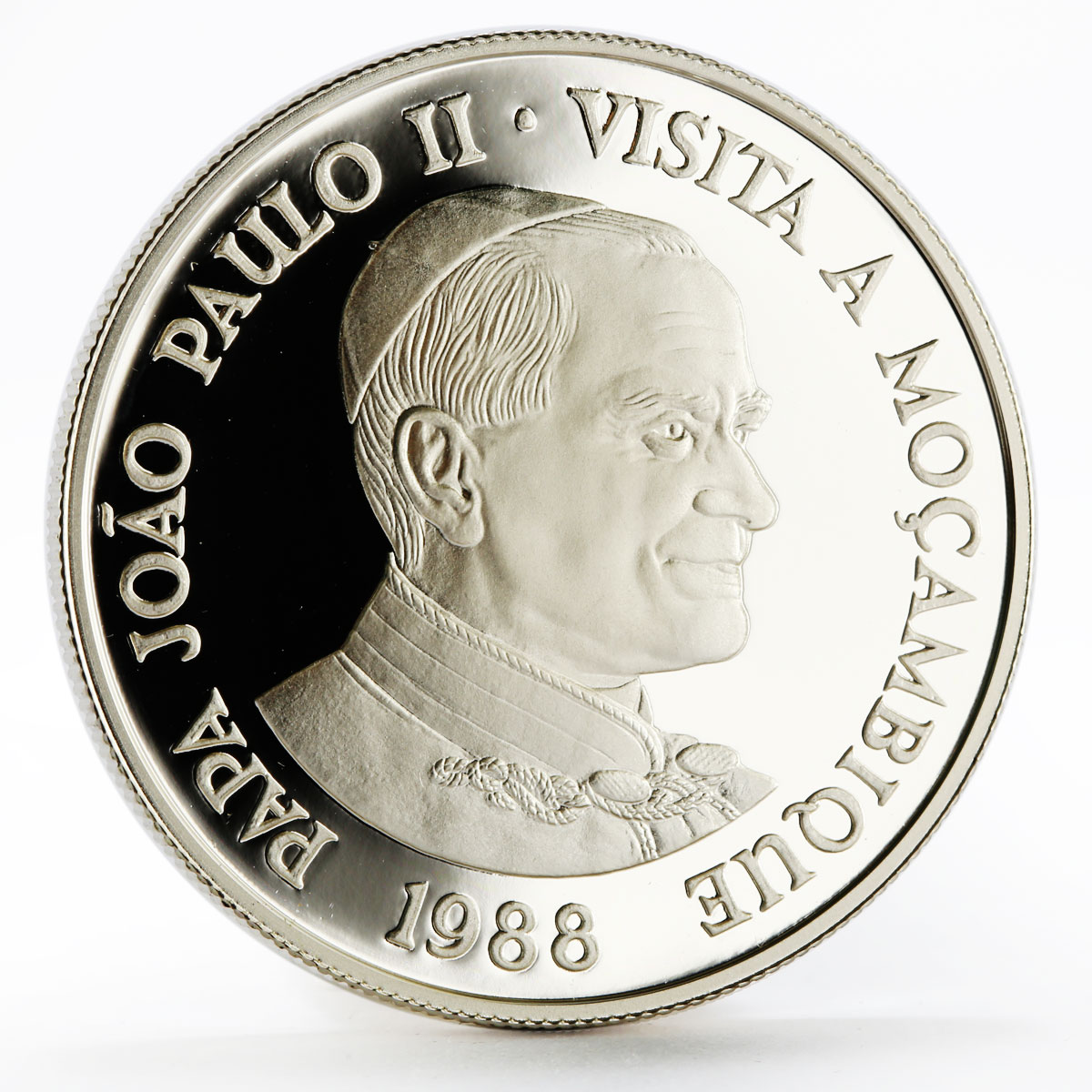 Mozambique 1000 meticais Visit Pope John Paul II proof silver coin 1988