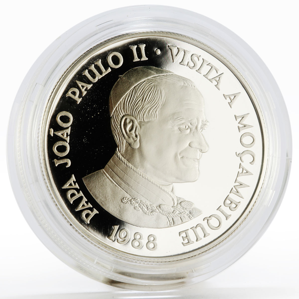 Mozambique 1000 meticais Visit Pope John Paul II proof silver coin 1988