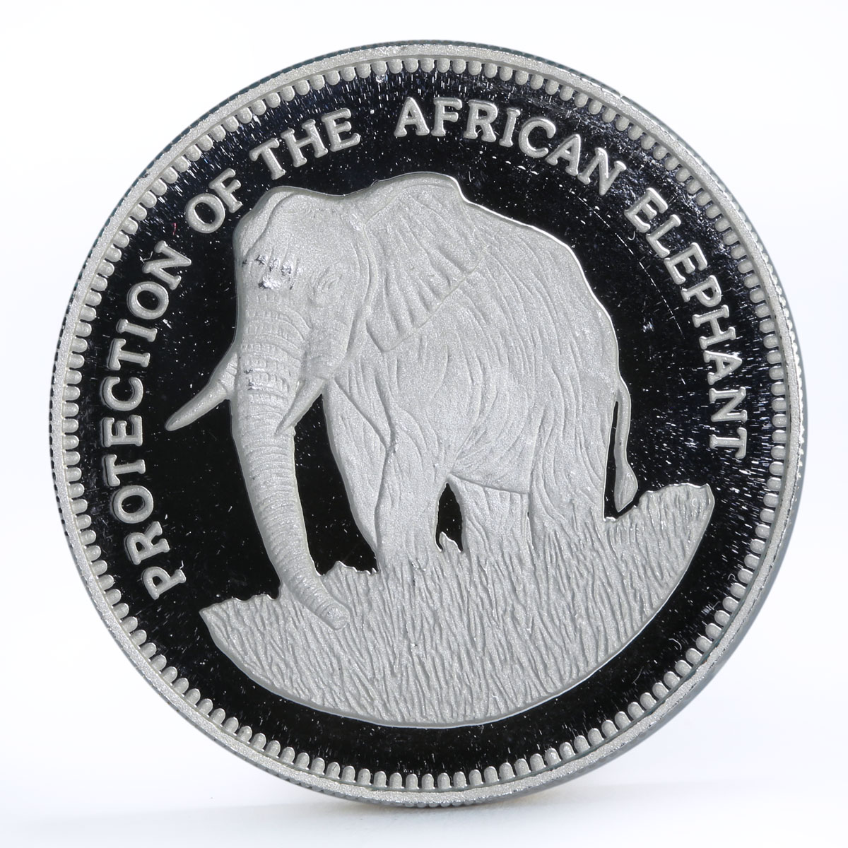 Equatorial Guinea 7000 francos Protect the African Elephant silver coin 1993