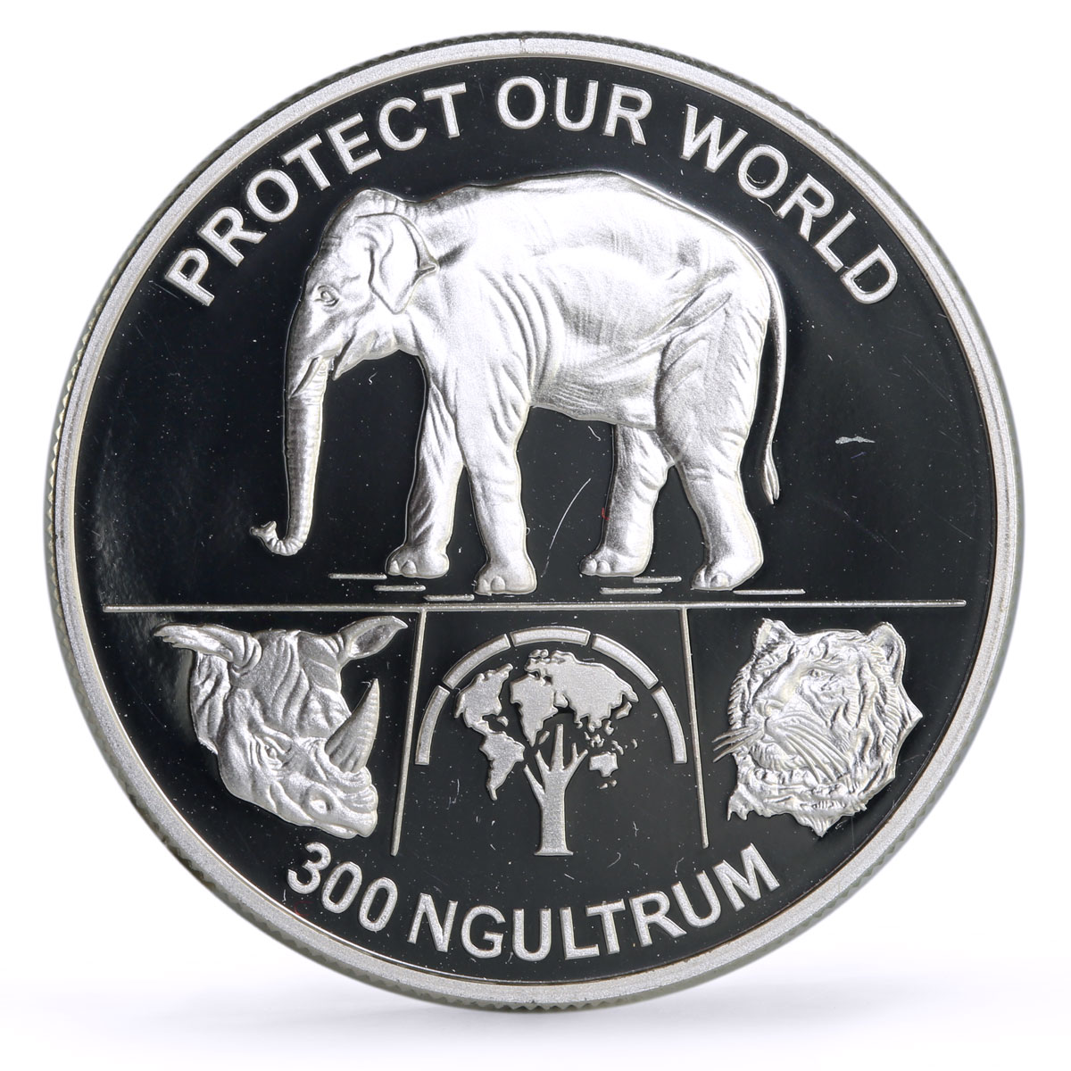 Bhutan 300 ngultrum Conservation Wildlife Elephant Rhino Tiger silver coin 1993