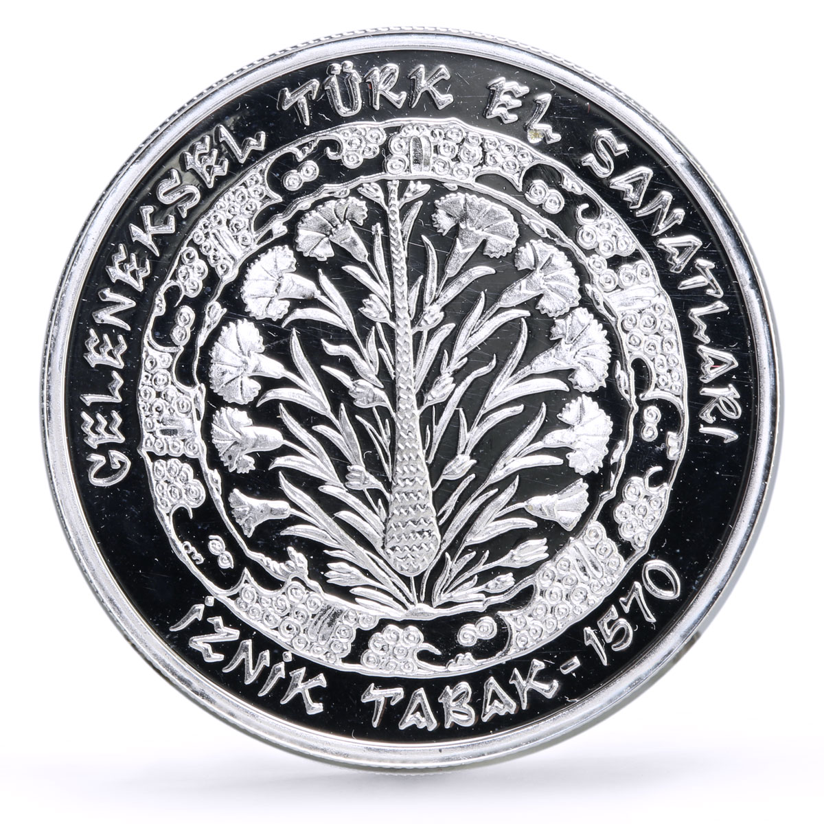 Turkey 7500000 lira Folk Crafts Iznik Dish Peacocks Art proof silver coin 2001