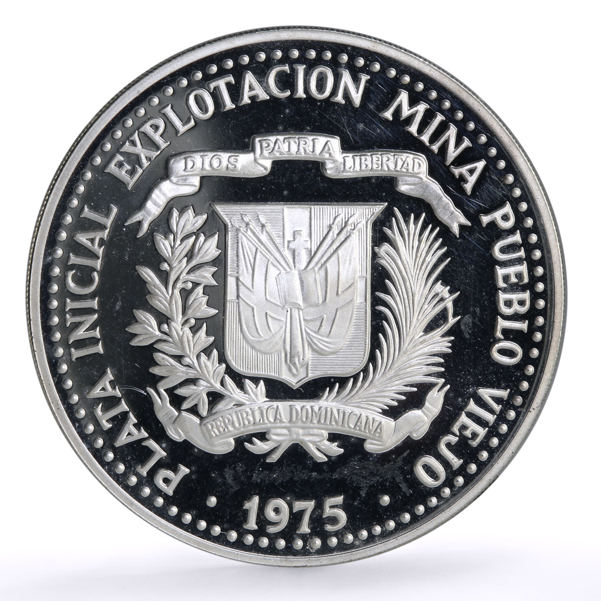 Dominican Rep. 10 pesos Pueblo Viejo Mine Arte Taino Art proof silver coin 1975