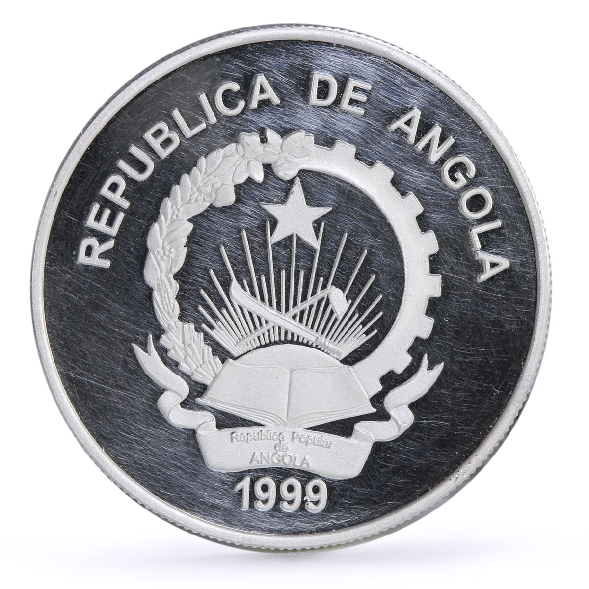 Angola 100 kwanzas Sydney Summer Olympic Games Opera House silver coin 1999