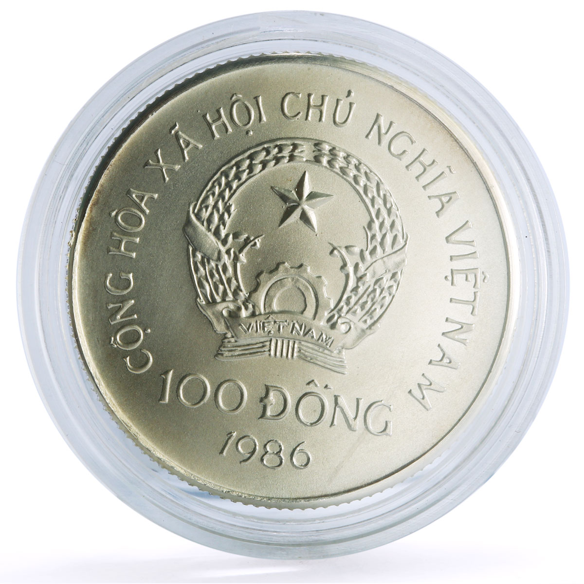 Vietnam 100 dong Buffalo Bull Protection Nature Wildlife Fauna silver coin 1986