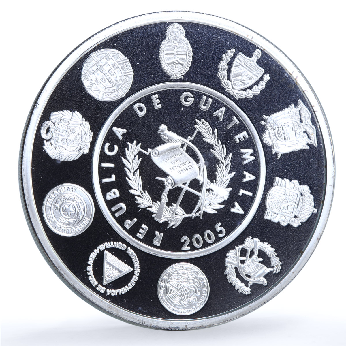 Guatemala 1 quetzal Ibero-American Architecture KM-289 Temple silver coin 2005