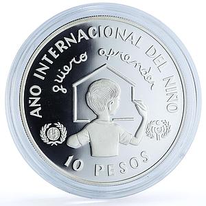 Dominican Republic 10 pesos Year of the Child KM-57 UNICEF silver coin 1982