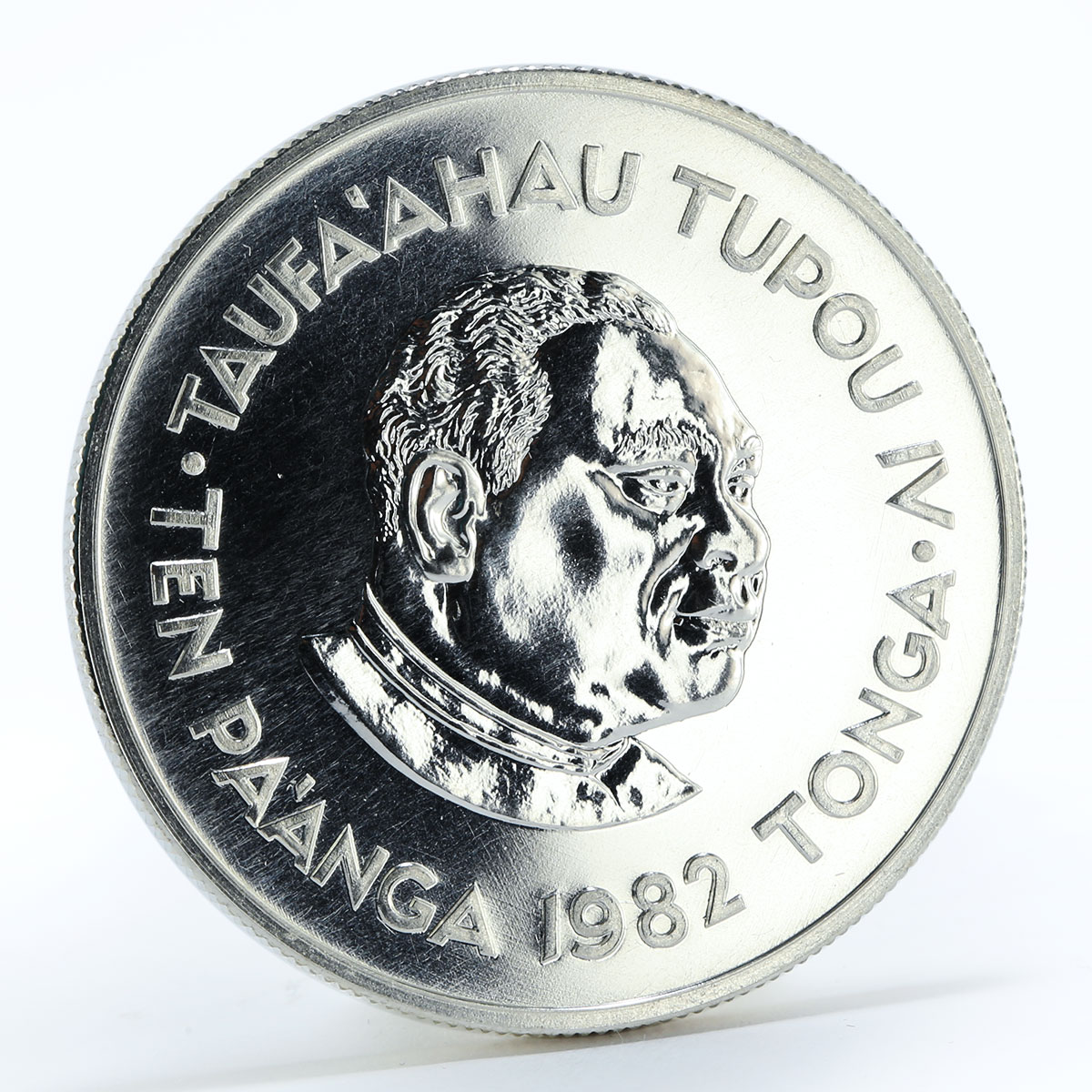 Tonga 10 pa'anga Commonwealth Games runners silver coin 1982