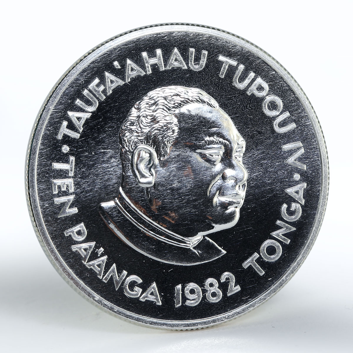 Tonga 10 pa'anga Commonwealth Games runners silver coin 1982