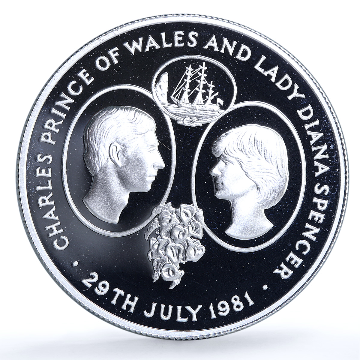 Saint Helena 25 pence Wedding KM-9a Charles Diana Ship proof silver coin 1981 Saint Helena 25 pence Wedding KM-9a Charles Diana Ship proof silver coin 1981