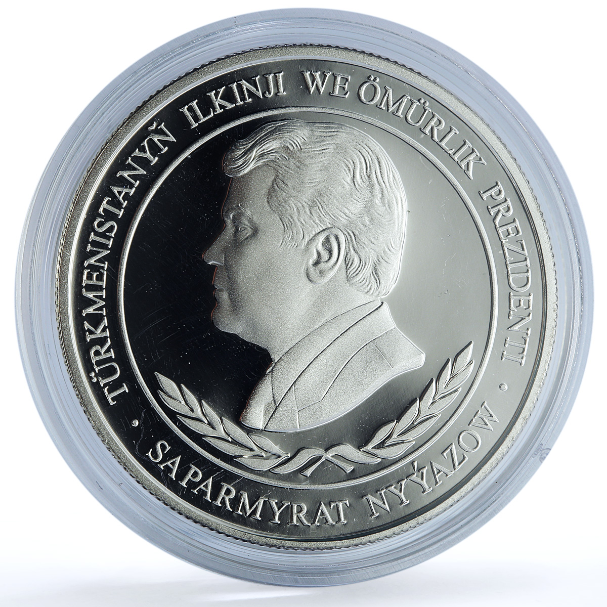 Turkmenistan 500 manat Oguz Khan KM-44 History proof silver coin 2001 Turkmenistan 500 manat Oguz Khan KM-44 History proof silver coin 2001