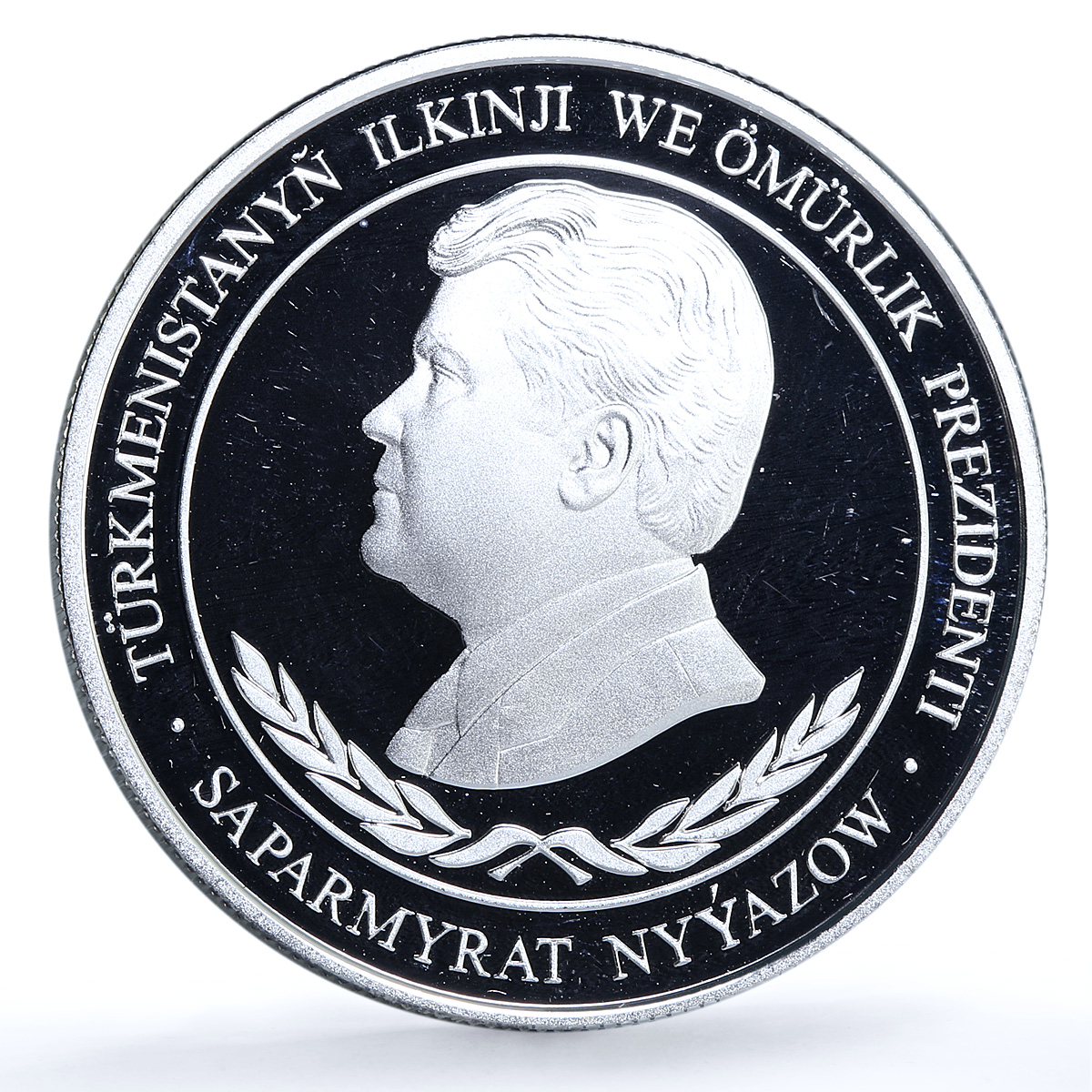 Turkmenistan 500 manat Oguz Khan KM-44 History proof silver coin 2001 Turkmenistan 500 manat Oguz Khan KM-44 History proof silver coin 2001