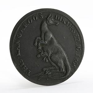 England Pidcock’s Menagerie Animals Kangaroo with Joey Lion and Dog token 1801