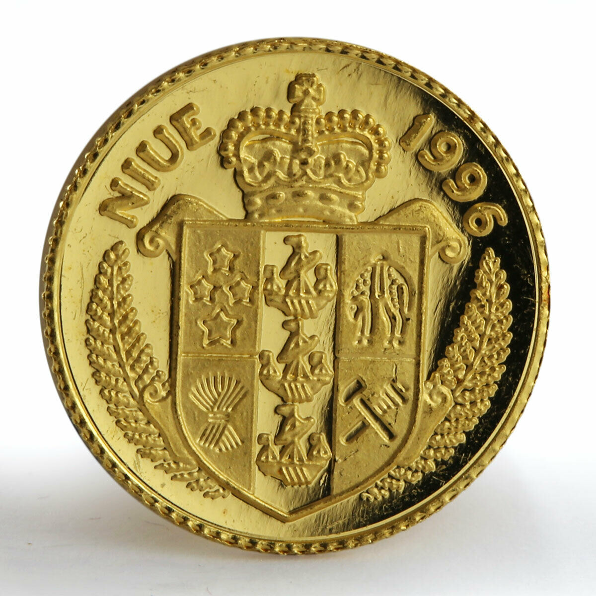 Niue 25 dollars Wernher von Braun proof gold coin 1996