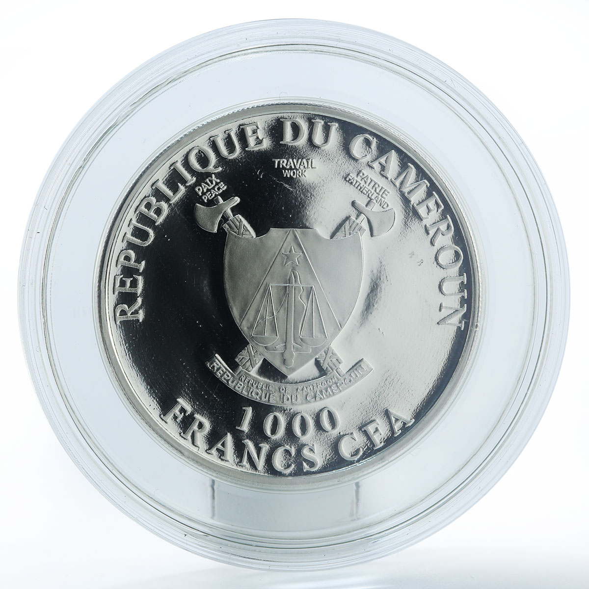 Cameroon 1000 francs L`amour toujours Swan Love Antique finish silver coin 2011