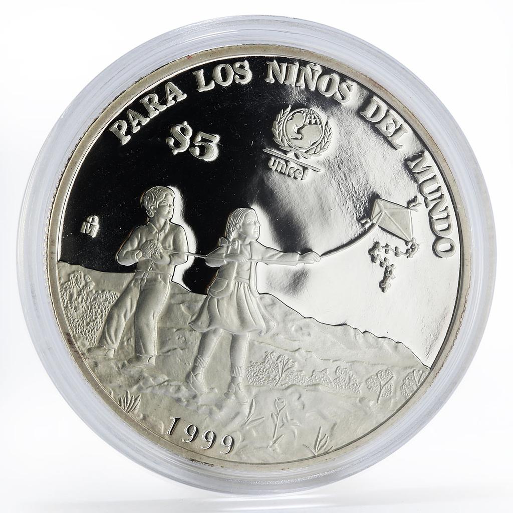 Mexico 5 pesos UNICEF Year of the Child Children Playing Kite silver coin 1999