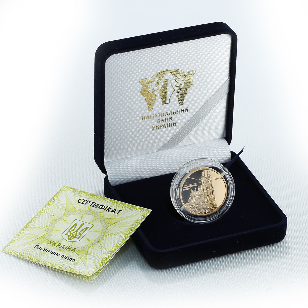 Ukraine 50 hryvnas Swallow`s Nest Architectural monuments gold proof coin 2008