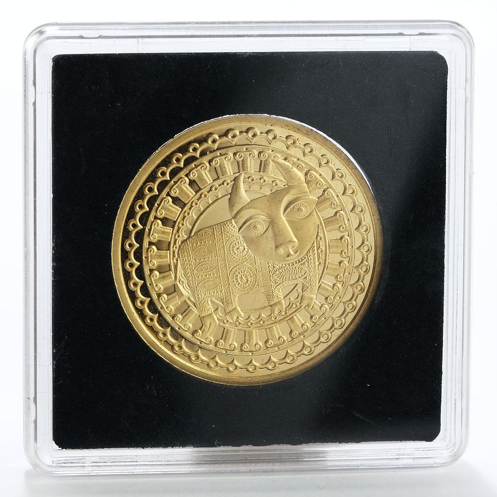 Belarus 100 rubles Zodiac Taurus Bull Sun and Moon gold coin 2011