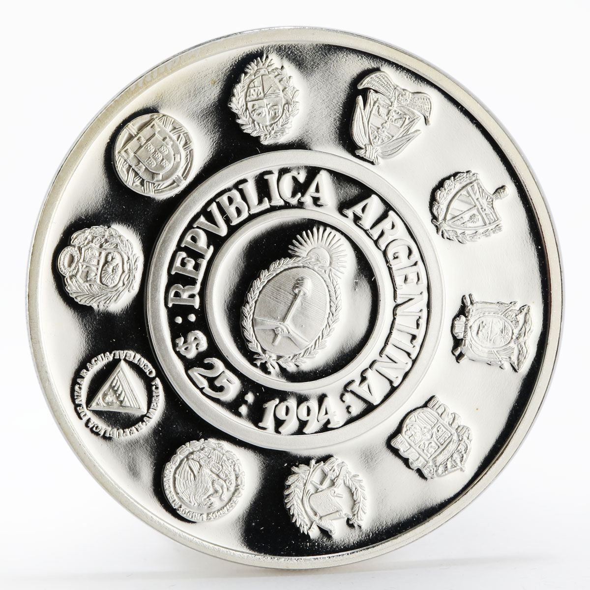 Argentina 25 pesos Ibero American series II Giant Armadillo silver coin 1994
