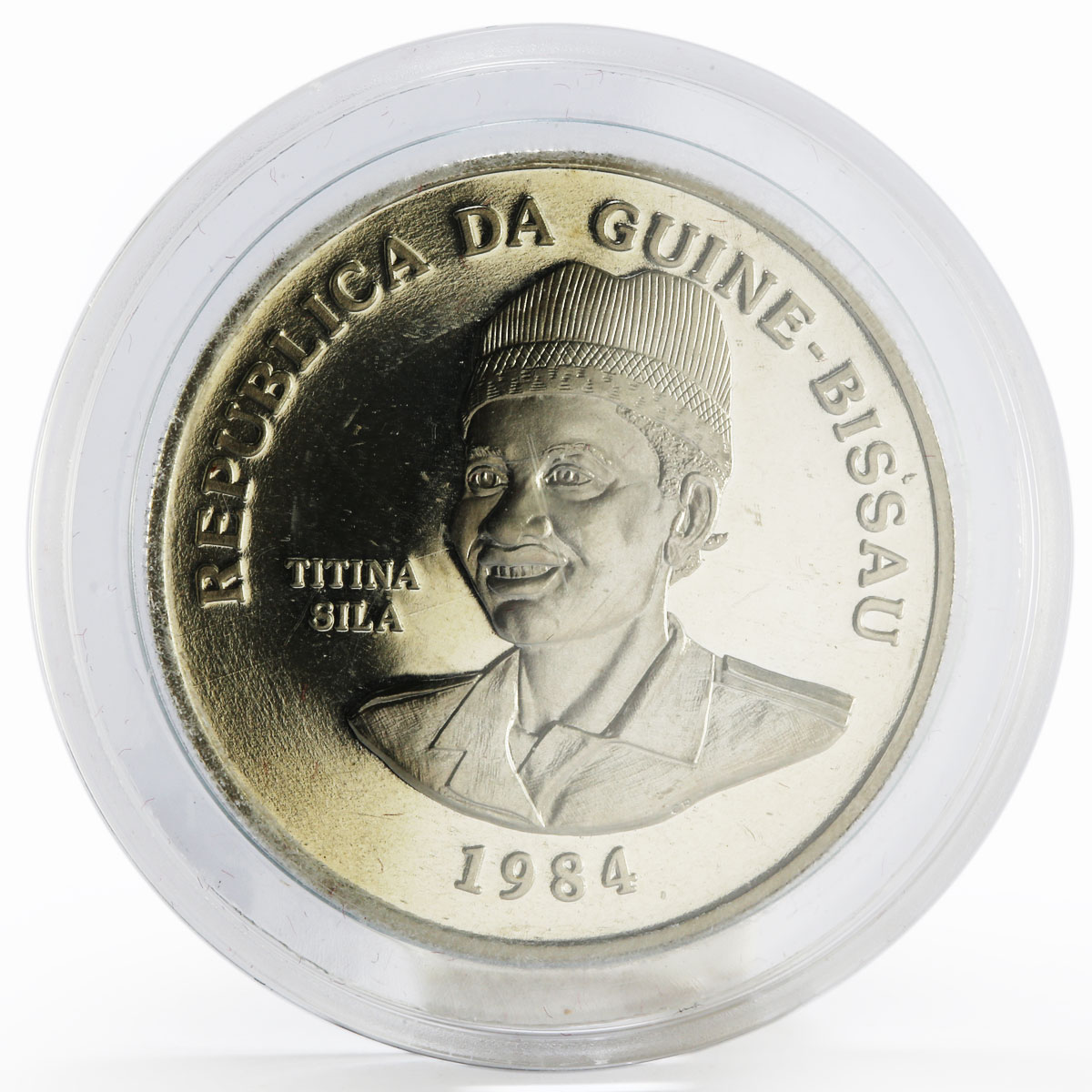 Guinea-Bissau 250 pesos International Games Balance Beam nickel coin 1984