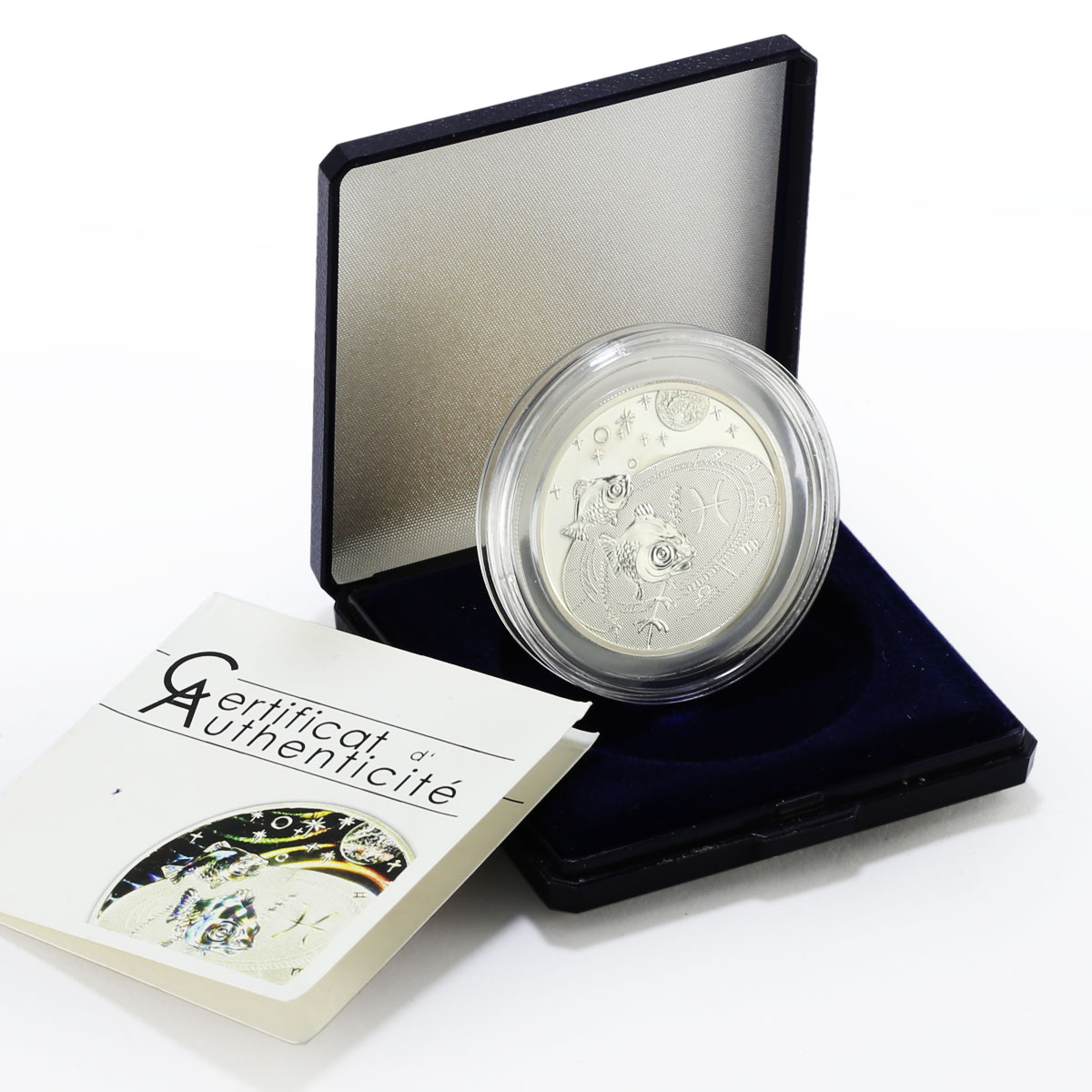 Cameroon 500 francs Zodiac series Pisces hologram silver coin 2010