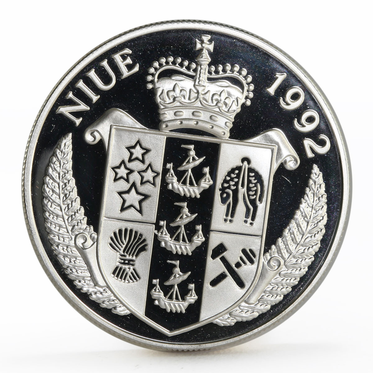 Niue 10 dollars Wernher Von Braun and The Rocket Launch proof silver coin 1992