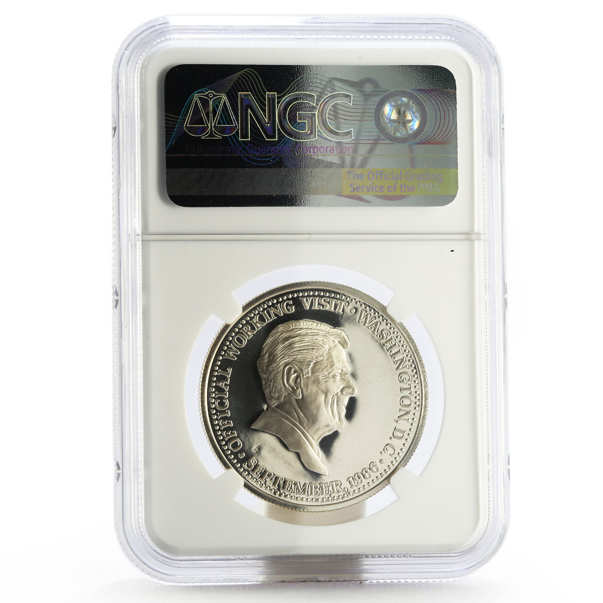 Philippines 25 piso President Aquino's Washington PF-69 NGC silver coin 1986