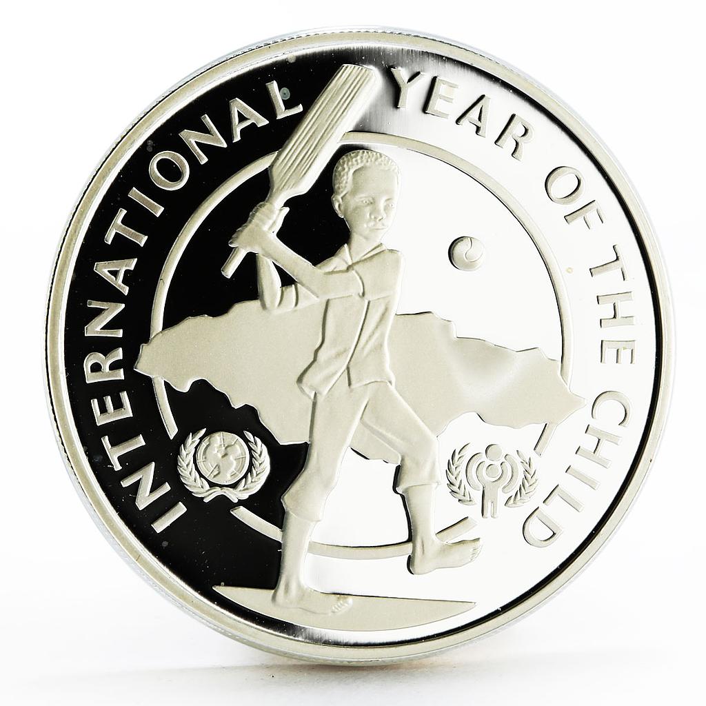 Jamaica 10 dollars International Year of the Child proof silver coin 1979