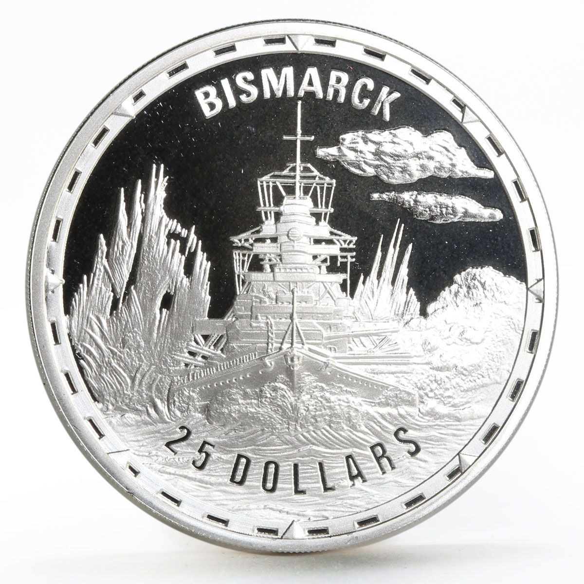 Solomon Islands 25 dollars Legendary Warships series Bismarck silver coin 2005