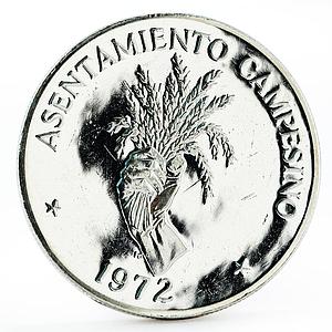 Panama 5 balboas Peasant Settlements series Hand Holding Crops silver coin 1972