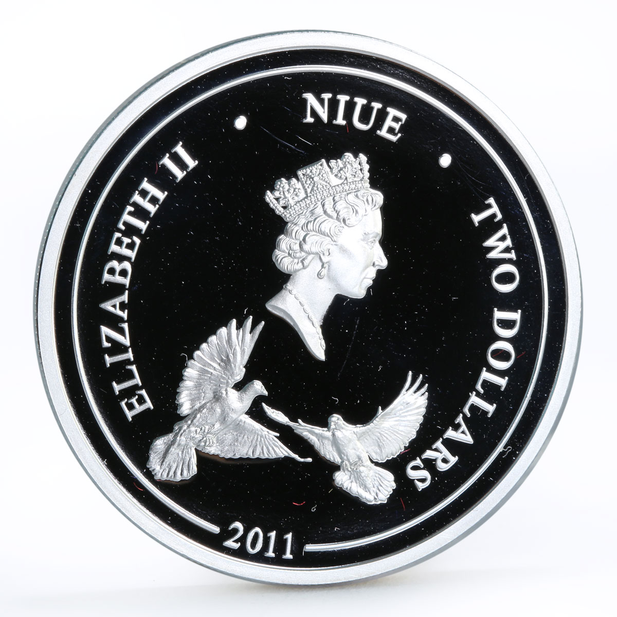 Niue 2 dollars Love Forever Doves Wedding colored proof silver coin 2011
