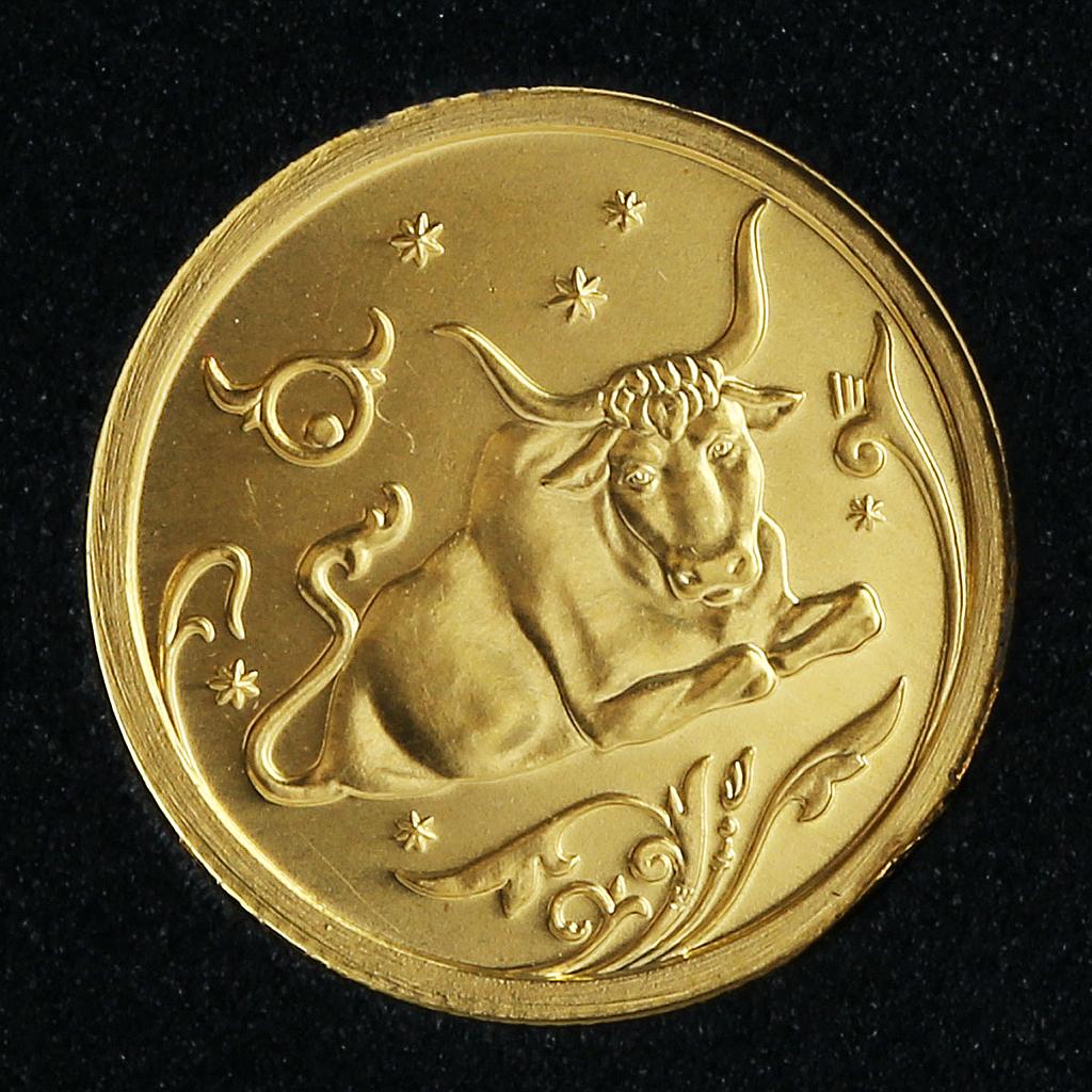 Russia 25 rubles Zodiac Taurus Bull gold coin 2005