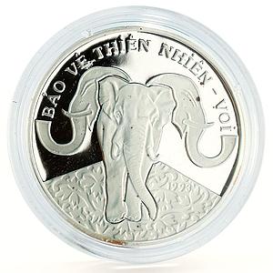 Vietnam 100 dong Enadangered Wildlife Elephants Fauna proof silver coin 1993