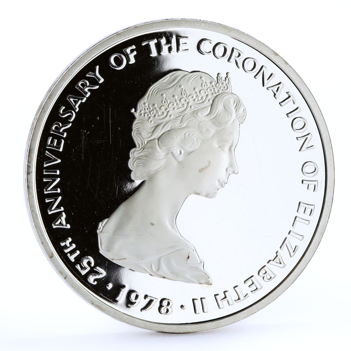 Turks and Caicos 25 crowns Queen's Beast The Wales Red Dragon silver coin 1978