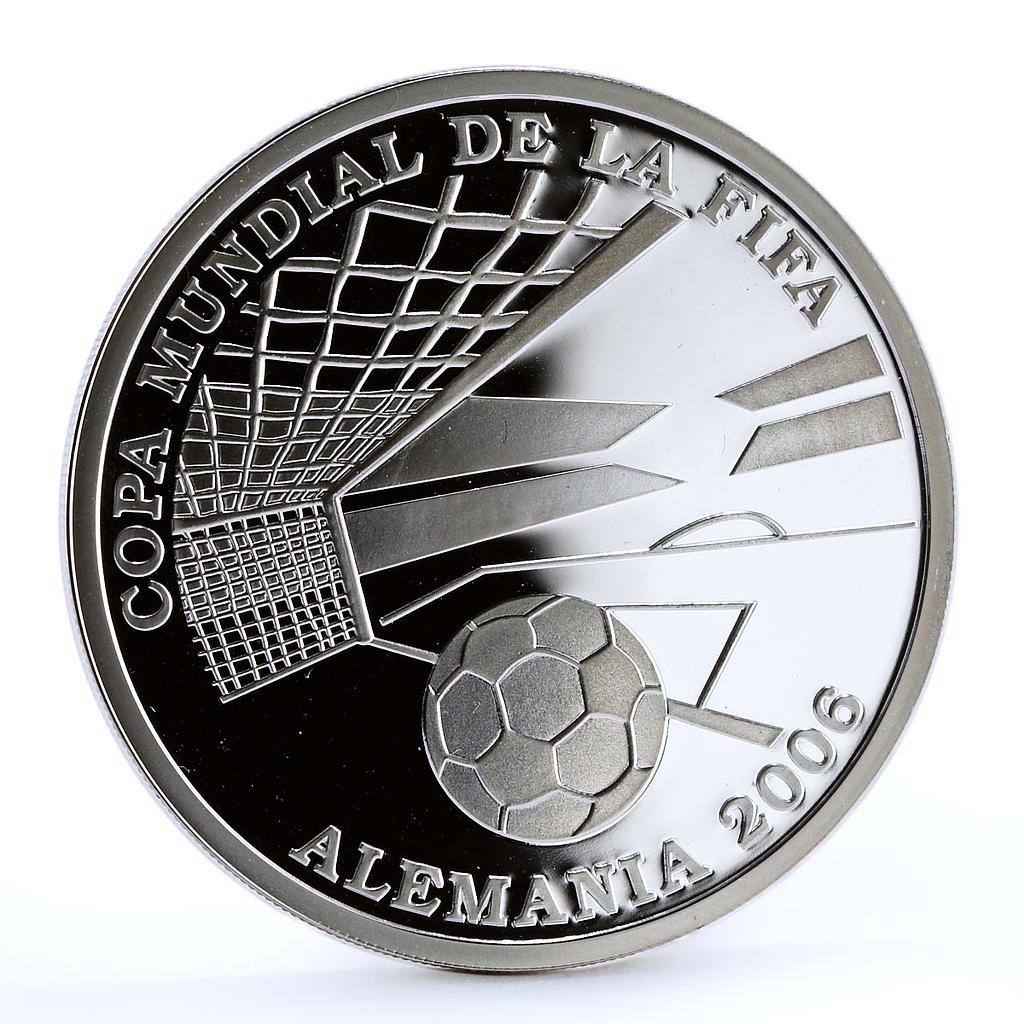 Paraguay 1 guarani Football World Cup in Germany Field Ball silver coin 2004