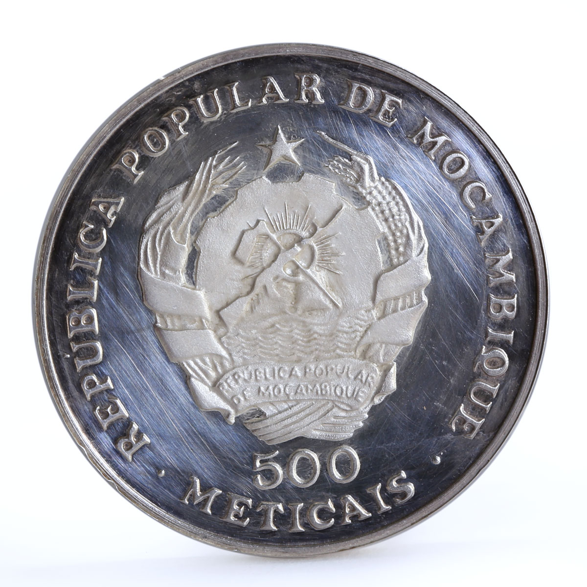 Mozambique 500 meticais Defence of Nature Lion Pride Fauna silver coin 1989
