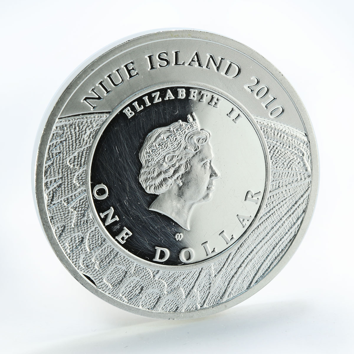 Niue1 dollar butterflie Scarce copper Lycaena Virgaureae silver color coin 2010