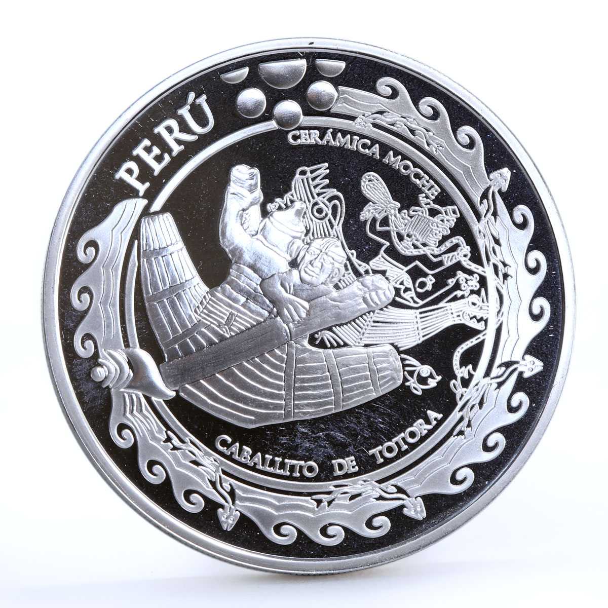 Peru 1 sol Ibero-American series Indians Sailing Moche Ceramic silver coin 2002