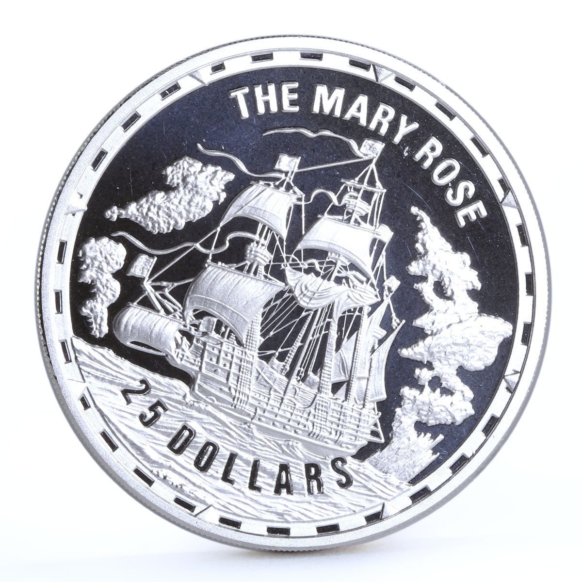 Solomon Islands 25 dollars Legendary Warships series Mary Rose silver coin 2005