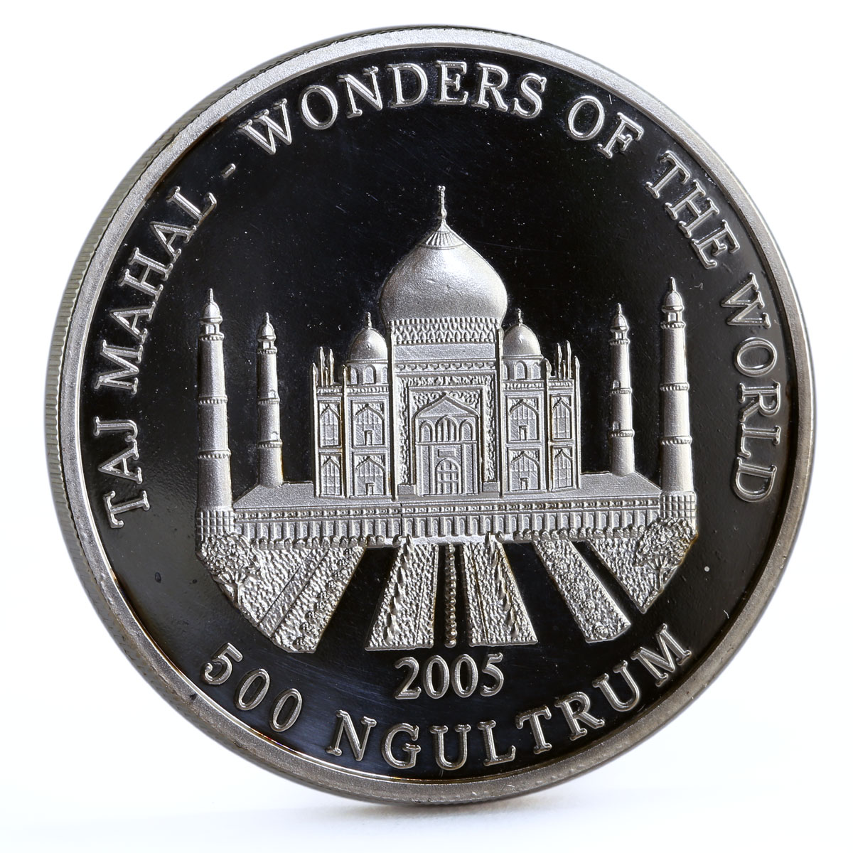 Bhutan 500 ngultrum Wonders of World Taj Mahal silver coin 2005